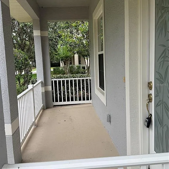 3132 Connemara Dr — Photo 2