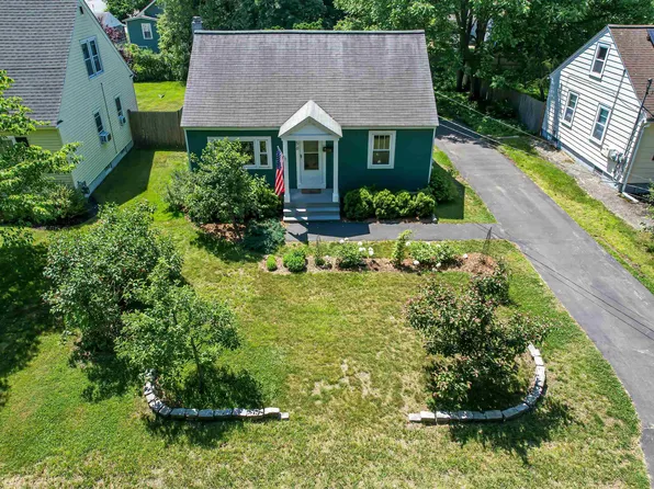 56 Underhill Street, Nashua, NH 03060