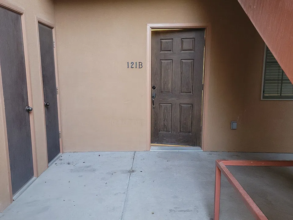 1320 Avenida De Mesilla #121B
