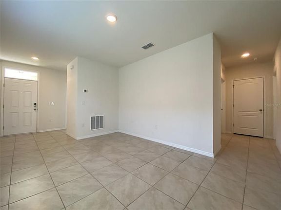 5th image of 4194 Looking Glass Pl