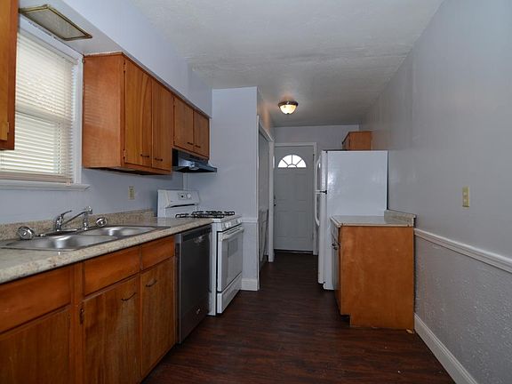 5th image of 1112 Dawnwood Dr