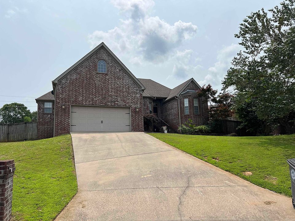 1st image of 2322 Orleans Pl