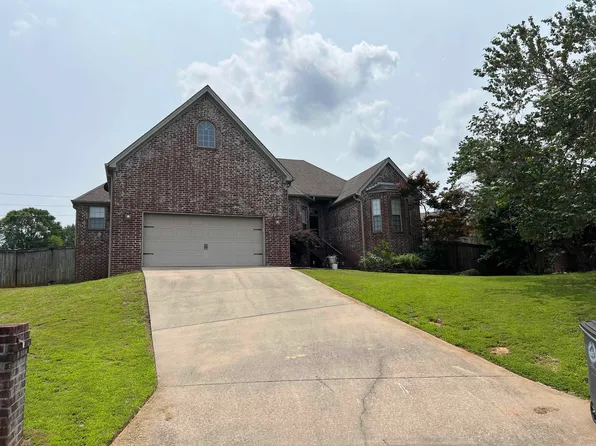 2322 Orleans Pl, Searcy, AR 72143