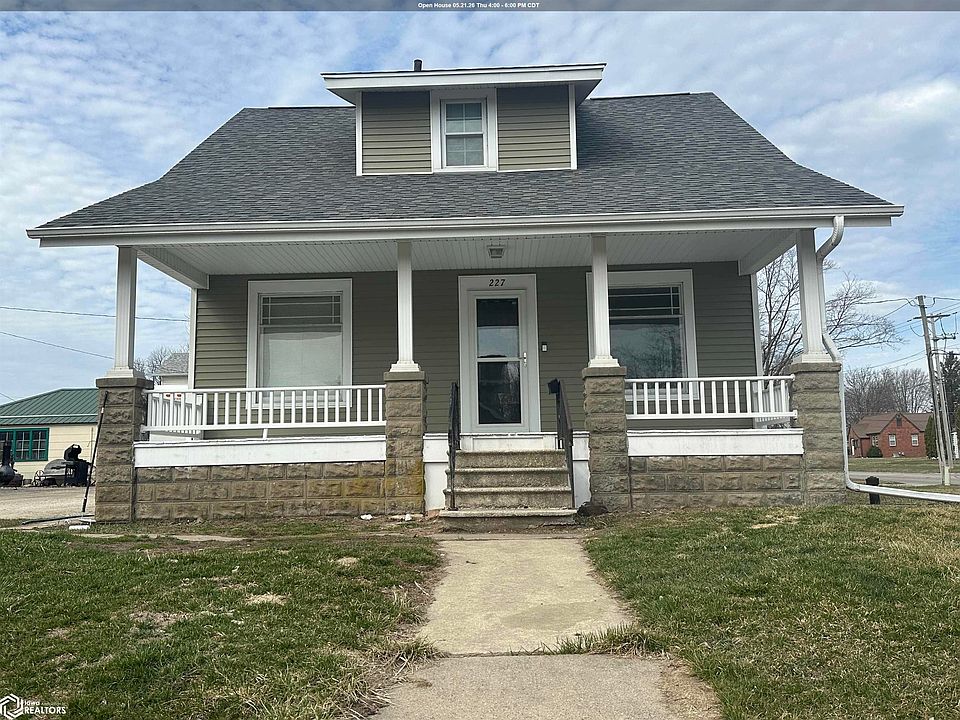 1st image of 227 Moorhead Ave