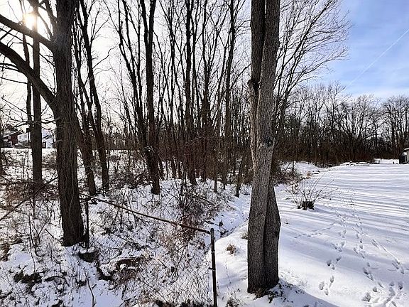 2nd image of Hartman Rd