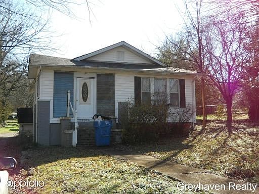 1st image of 3014 Greenwich Ave