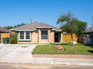 1936 Denmark Ln, Laredo, TX 78045