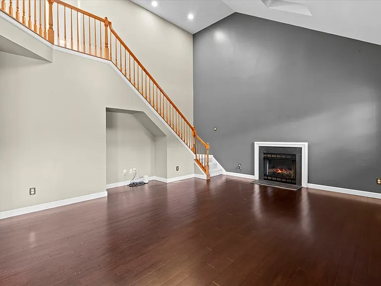 49 Equestrian Dr — Photo 13
