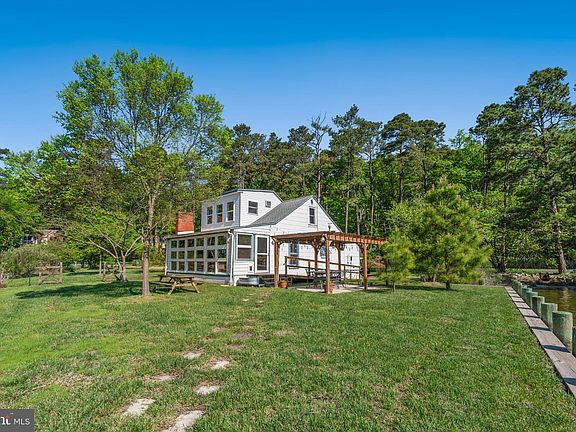 2nd image of 5017 Hillmont Dr