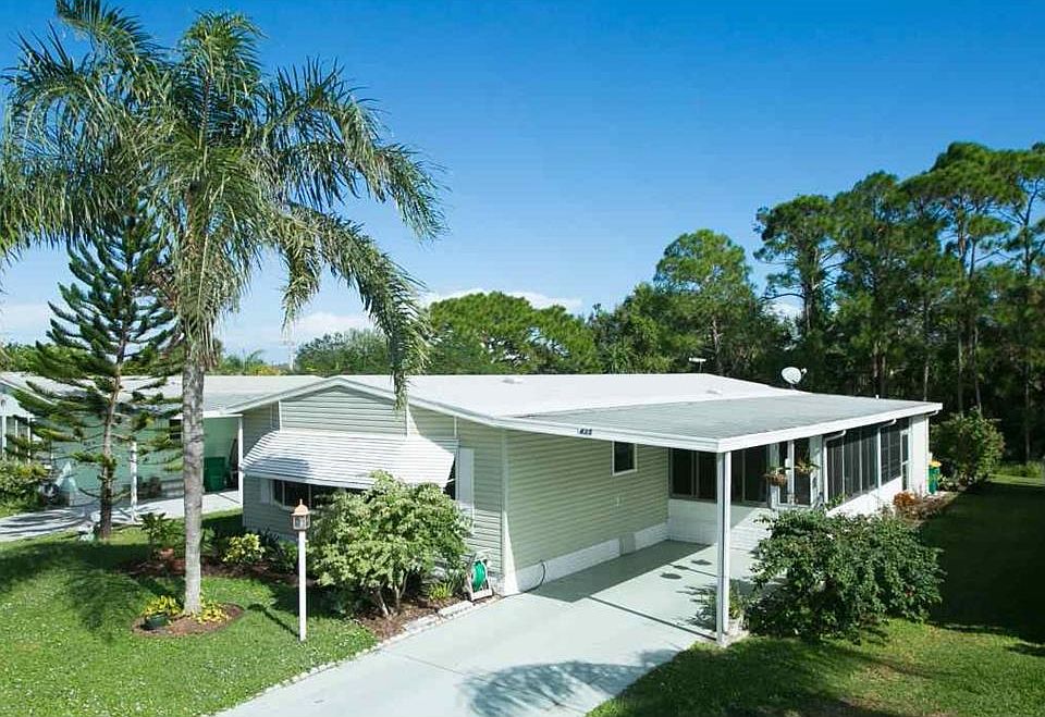 1st image of 435 Egret Cir