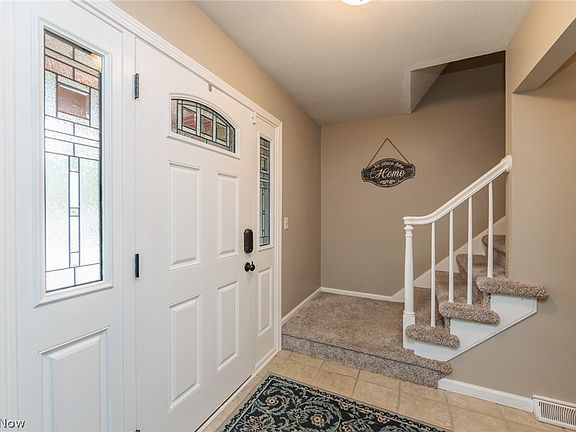4th image of 205 Woodland Dr