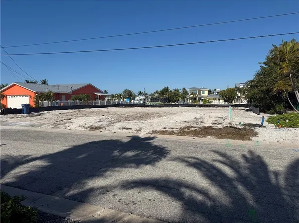 526 67th St Lot 13, Bradenton Beach, FL 34217