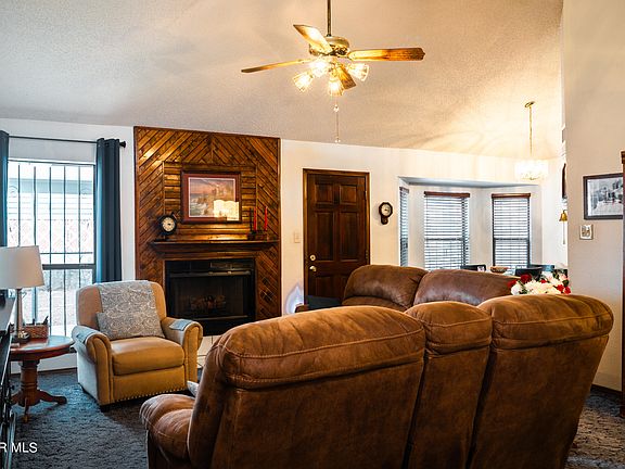 5th image of 11736 Roger Chaffee Ln