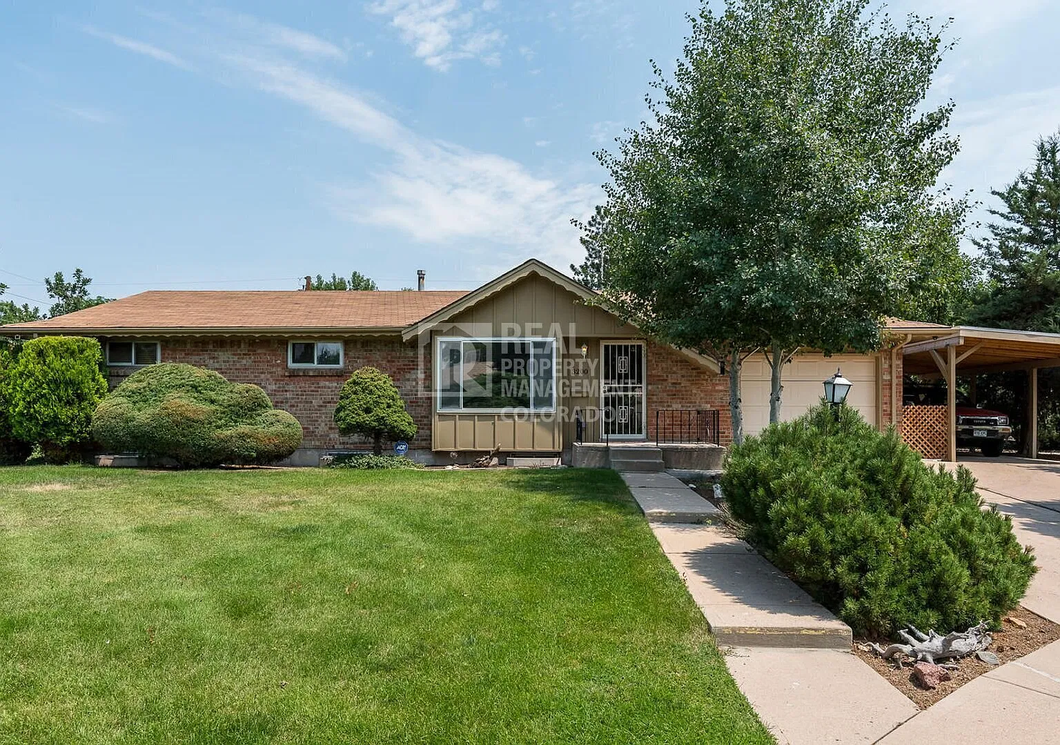 Spacious 4-Bedroom Home with Finished Basement & Fenced Yard — Photo 1
