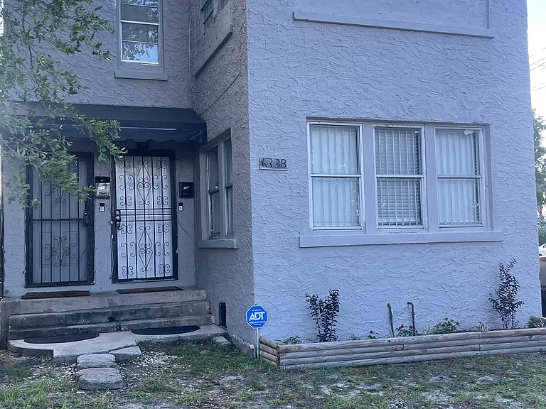 2 story duplex overlooking the park