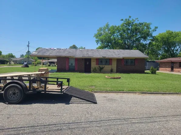 5326 W Shades Valley Dr, Montgomery, AL 36108