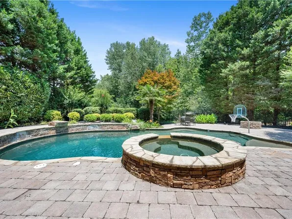 307 Heritage Overlook, Woodstock, GA 30188