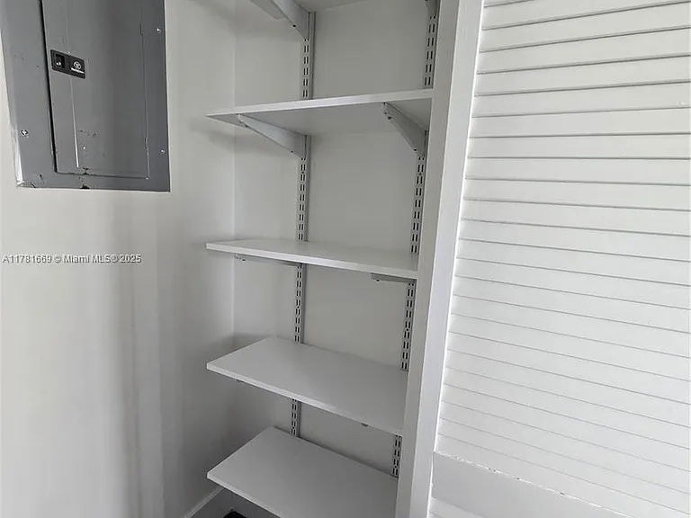 800 Claughton Island Dr #1205 — Photo 26