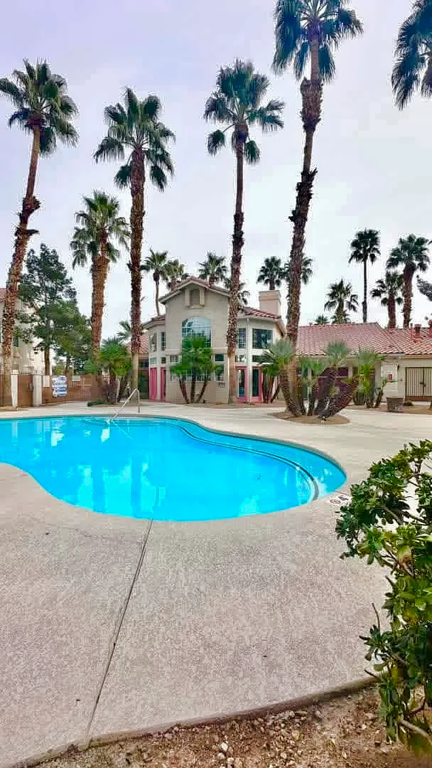 2 bed, 1118 sqft, $1,300 — Photo 4