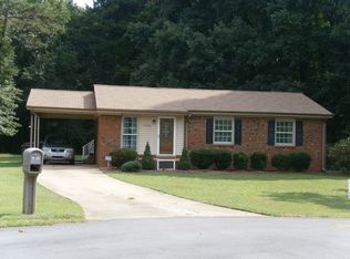 2300 Scott Pl, Haw River, NC 27258