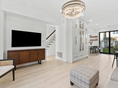 6111 Buchanan Pl, West New York, NJ, 07093