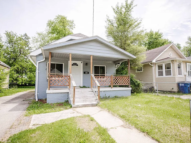 932 Turner Ave — Photo 14