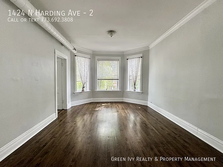1424 N Harding Ave #2 — Photo 4