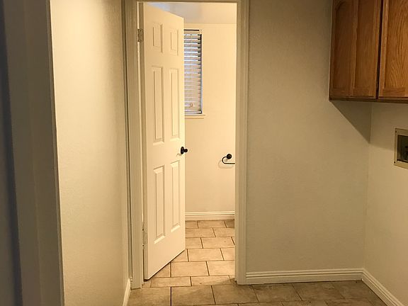 2nd image of 8233 Silverside Dr