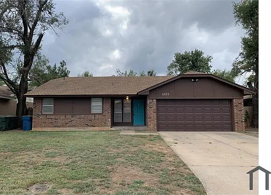 5 bed, 2158 sqft, $1,395 — Photo 1