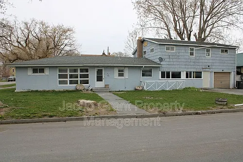 1310 Lake Ave Photo 1