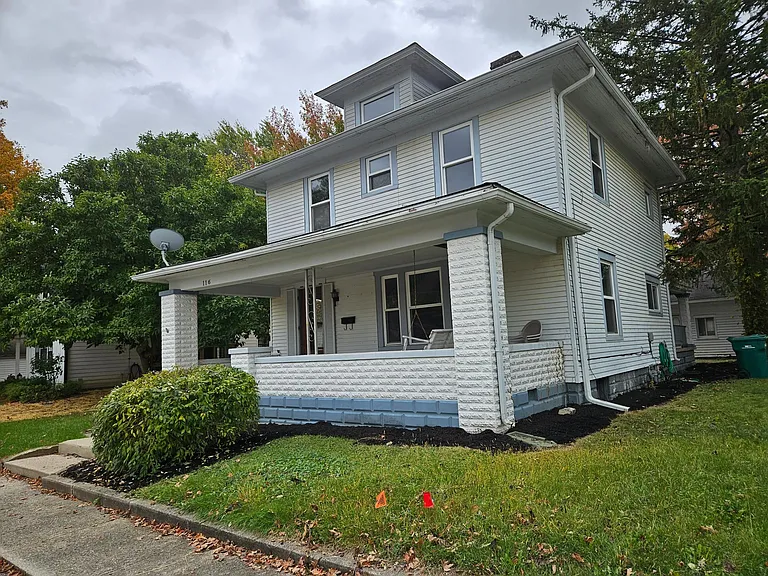 116 N McCarty St — Photo 1