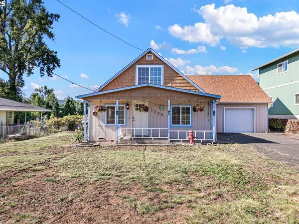 1236 Tyler Ave, Cottage Grove, OR 97424