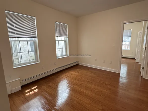 50 Huntington Ave #2, Boston, MA 02116