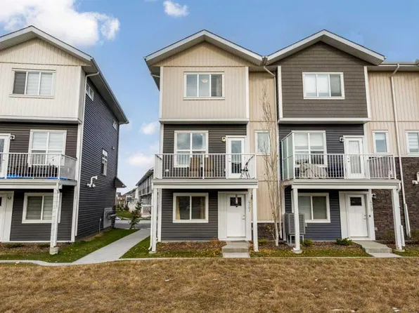 137 Red Embers Line NE #427, Calgary, AB T3N 2G3
