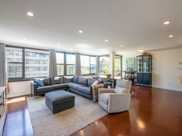 166-31 9th Avenue #5D, Whitestone, NY 11357