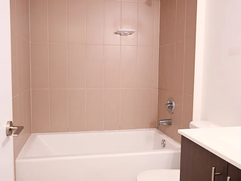 255 Village Green Sq #1508 — Photo 14