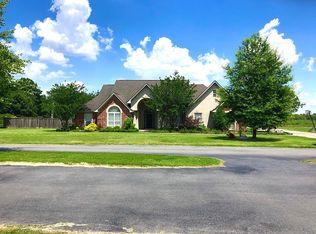 2209 Shady Grove Rd, Stuttgart, AR 72160