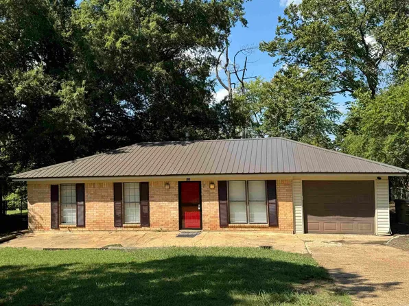 921 Driftwood St, Forrest City, AR 72335