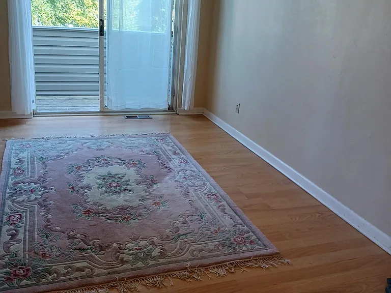 1346 Bradley Dr — Photo 13