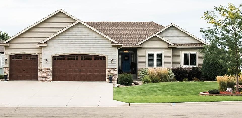 1st image of 2530 Fox Hollow Ln