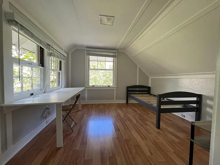 1615 Makiki St — Photo 24