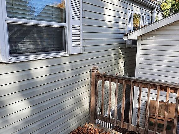 5th image of 1324 Sandstone Dr