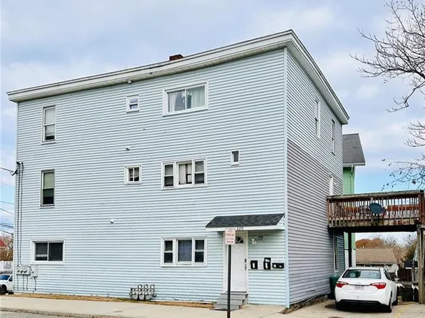 220 Logee St, Woonsocket, RI 02895