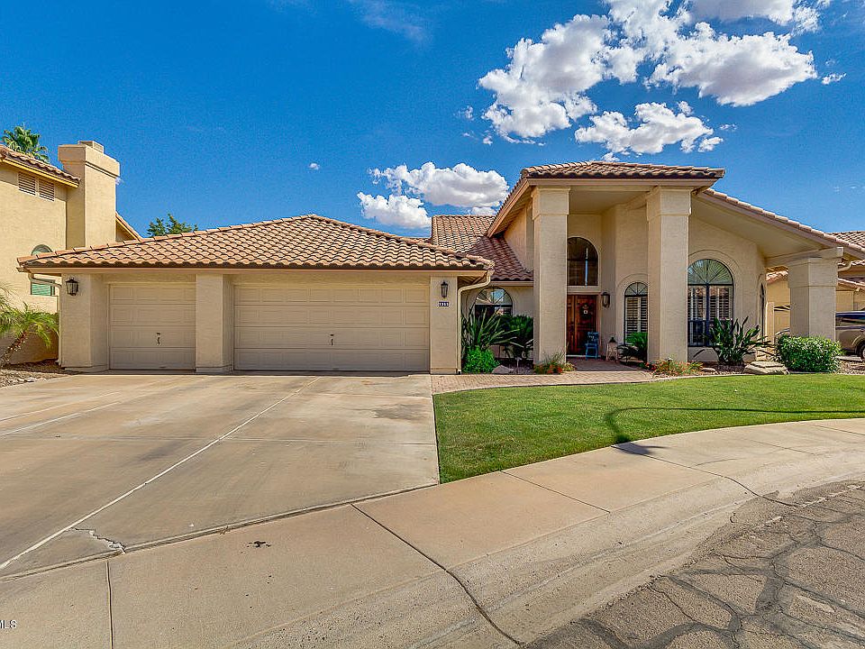 1st image of 3355 S Holly Ct