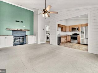1601 Berry Rose Ct #4, Frederick, MD 21701