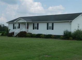 1575 Old Chinquapin Rd, Beulaville, NC 28518