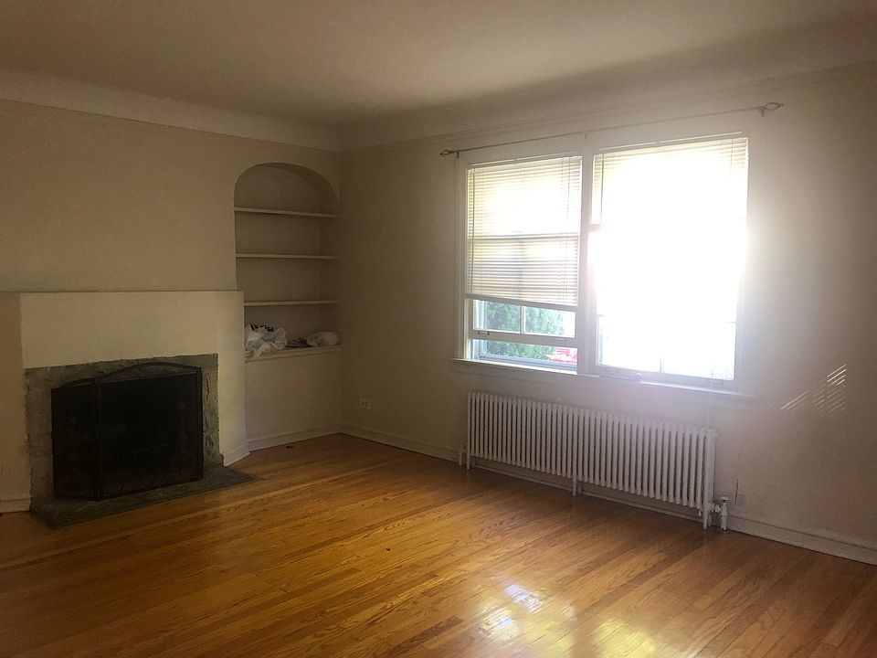 2nd image of 6824 N Kenton Ave
