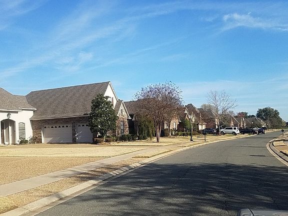 5th image of 409 Stanton Ct