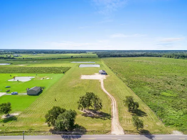 813 Birdnest Rd, Lake Charles, LA 70611