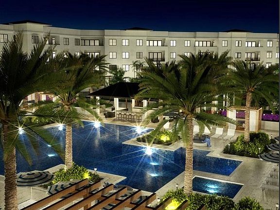 Beautiful at night! Great for entertaining.
